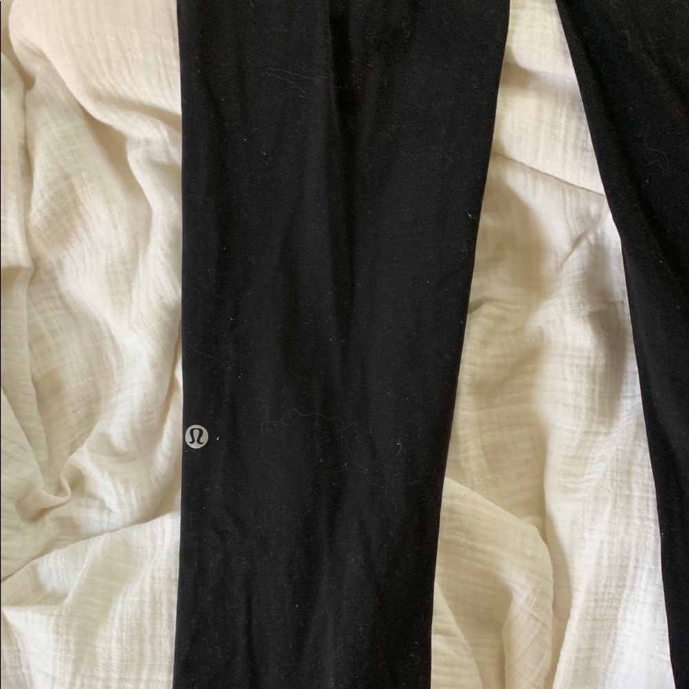 Lululemon wunder under straight leg legging